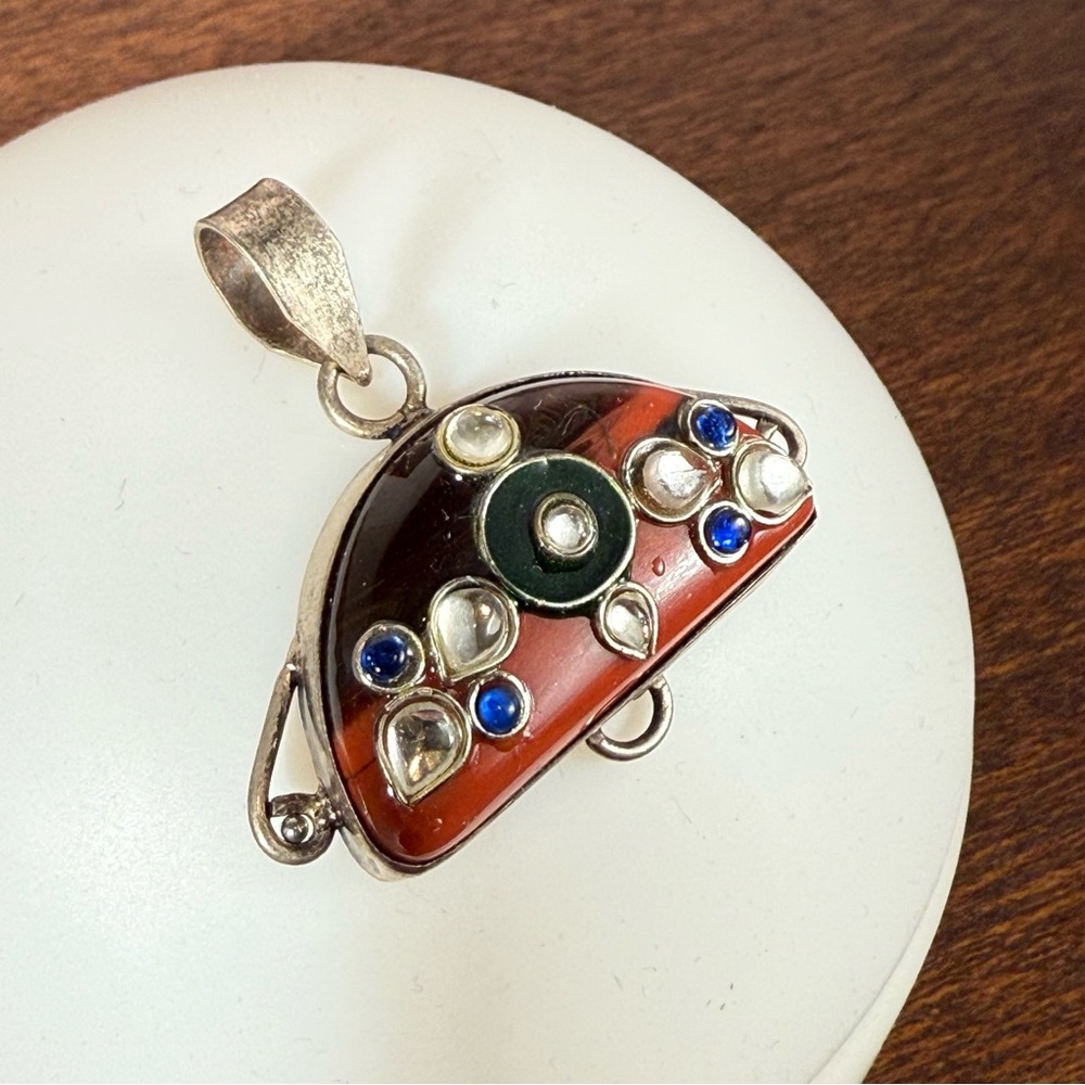 Source Unknown Silver and Brown Necklace with Artistic Pendant